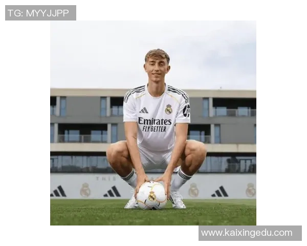 赫伊森打入皇马首球成为本赛季西甲进球最年轻后卫